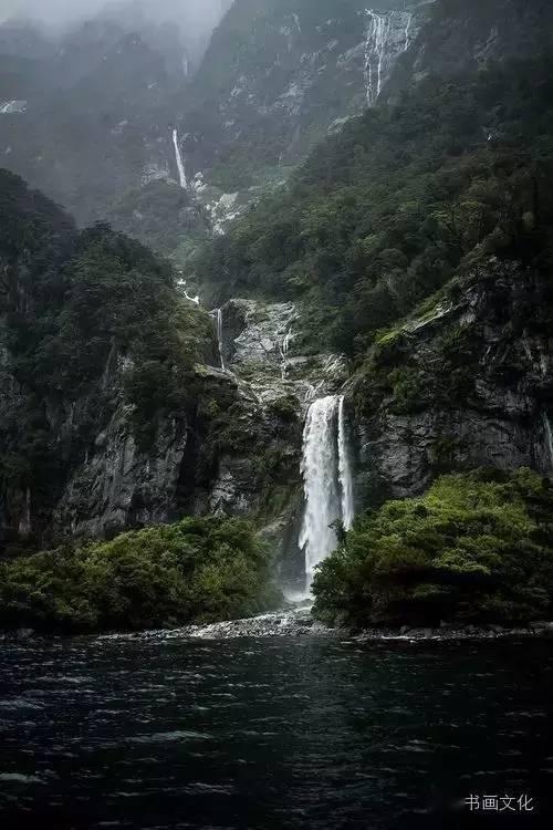 力拔山兮气盖世，时不利兮骓不逝。的意思游戏画面